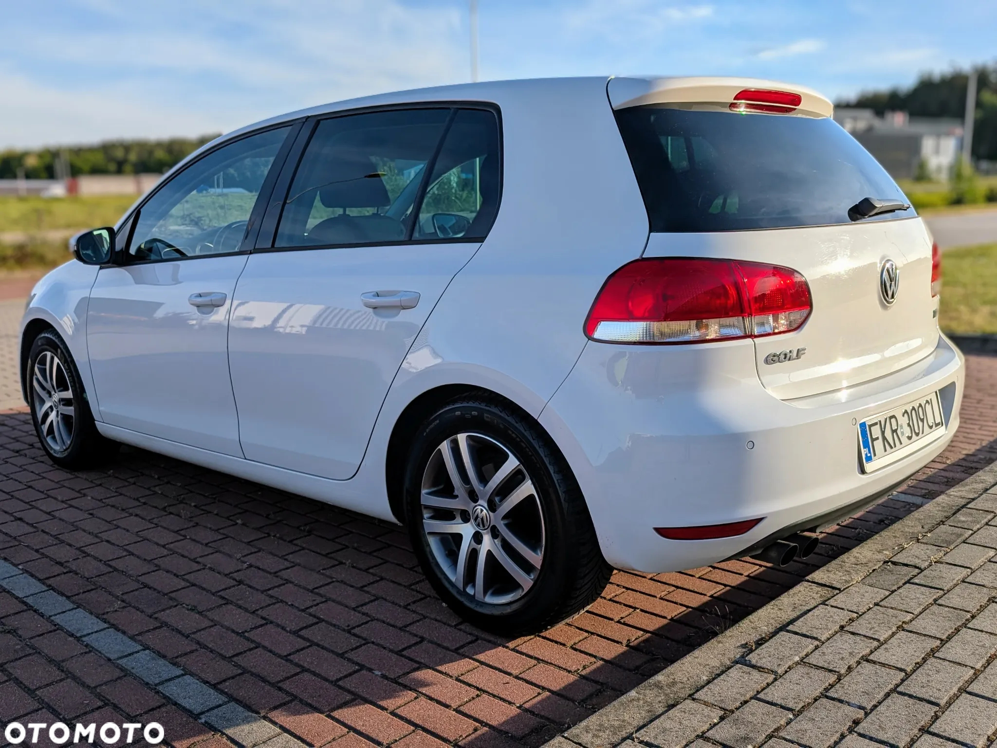 Volkswagen Golf 1.4 TSI Comfortline - 4