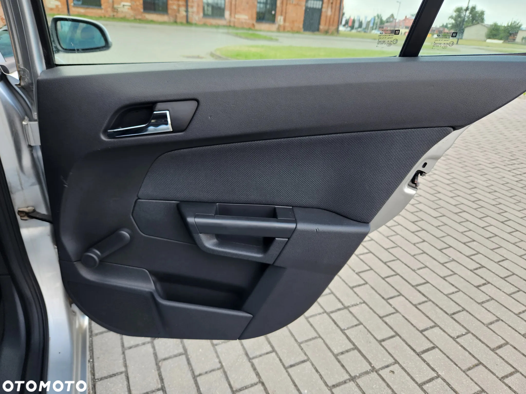 Opel Astra III 1.6 Enjoy - 30