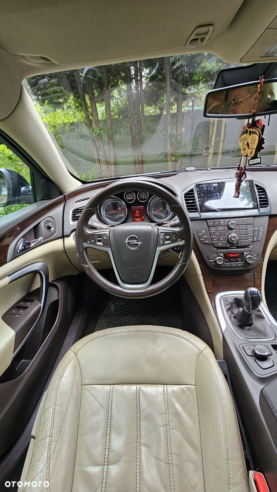 Opel Insignia - 8