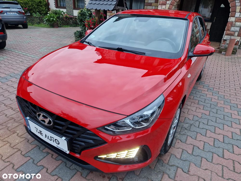 Hyundai i30 1.5 DPI Classic + - 28