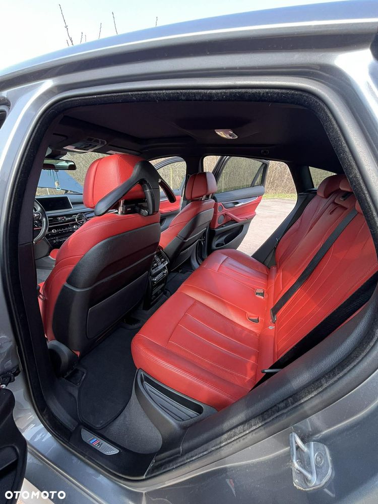 BMW X6 xDrive50i - 29