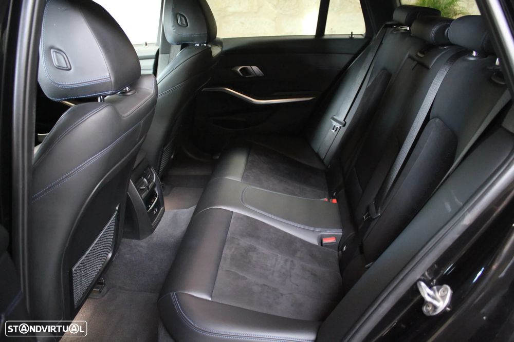 BMW 320 d Touring Pack M Auto - 19
