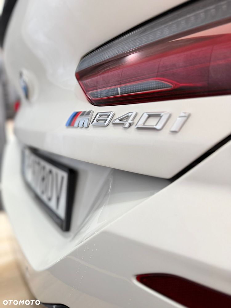 BMW Seria 8 840i - 3