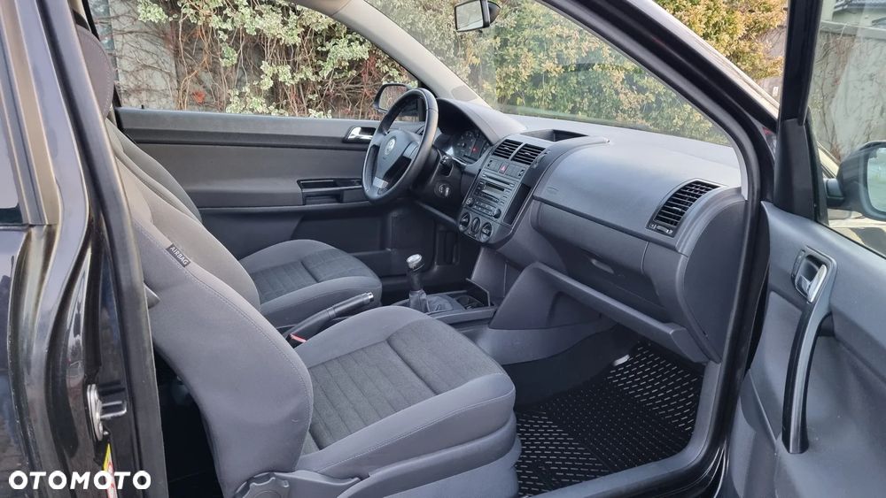 Volkswagen Polo 1.4 Tour - 12