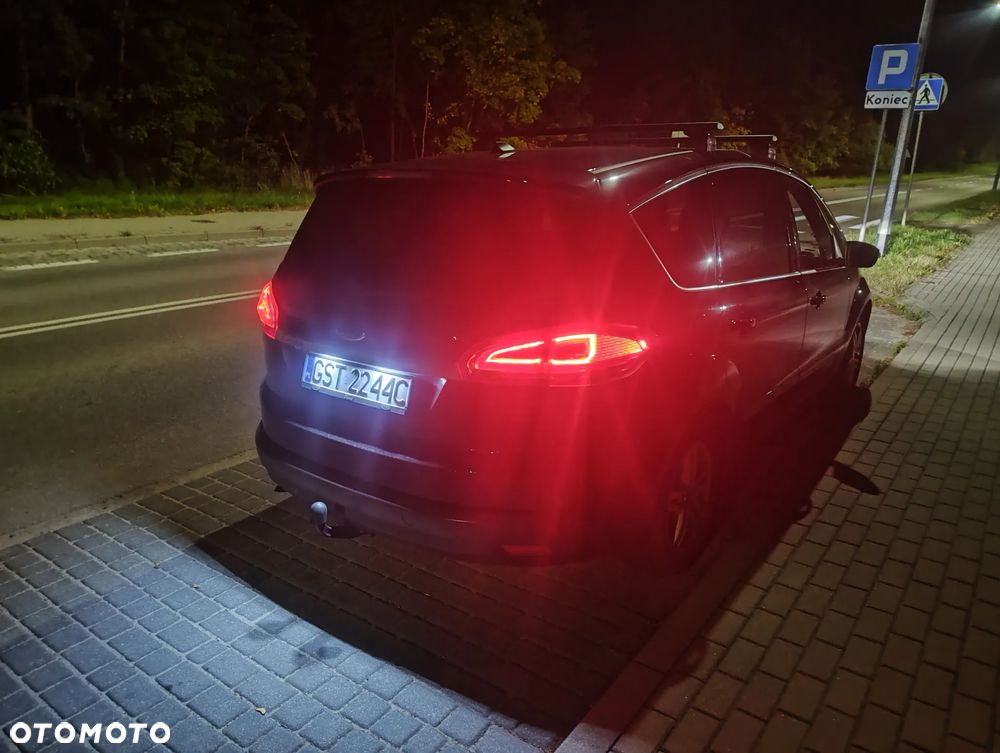 Ford S-Max - 15