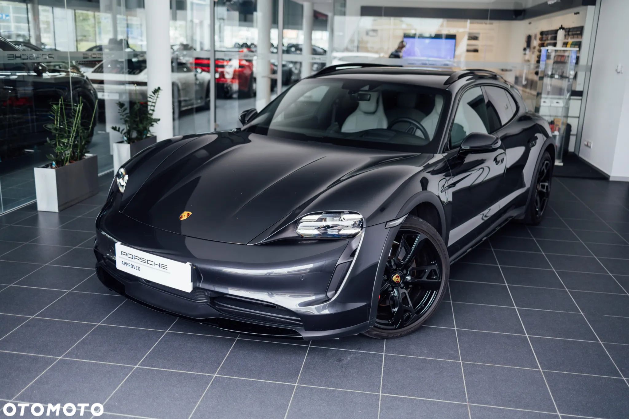 Porsche Taycan 4S Cross Turismo - 1