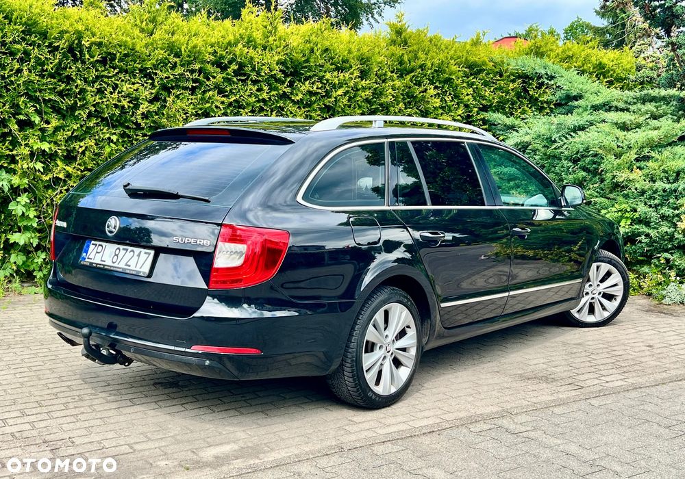 Skoda Superb 2.0 TDI Comfort DSG - 31