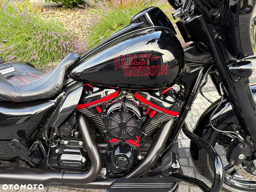 Harley-Davidson Touring Street Glide - 7