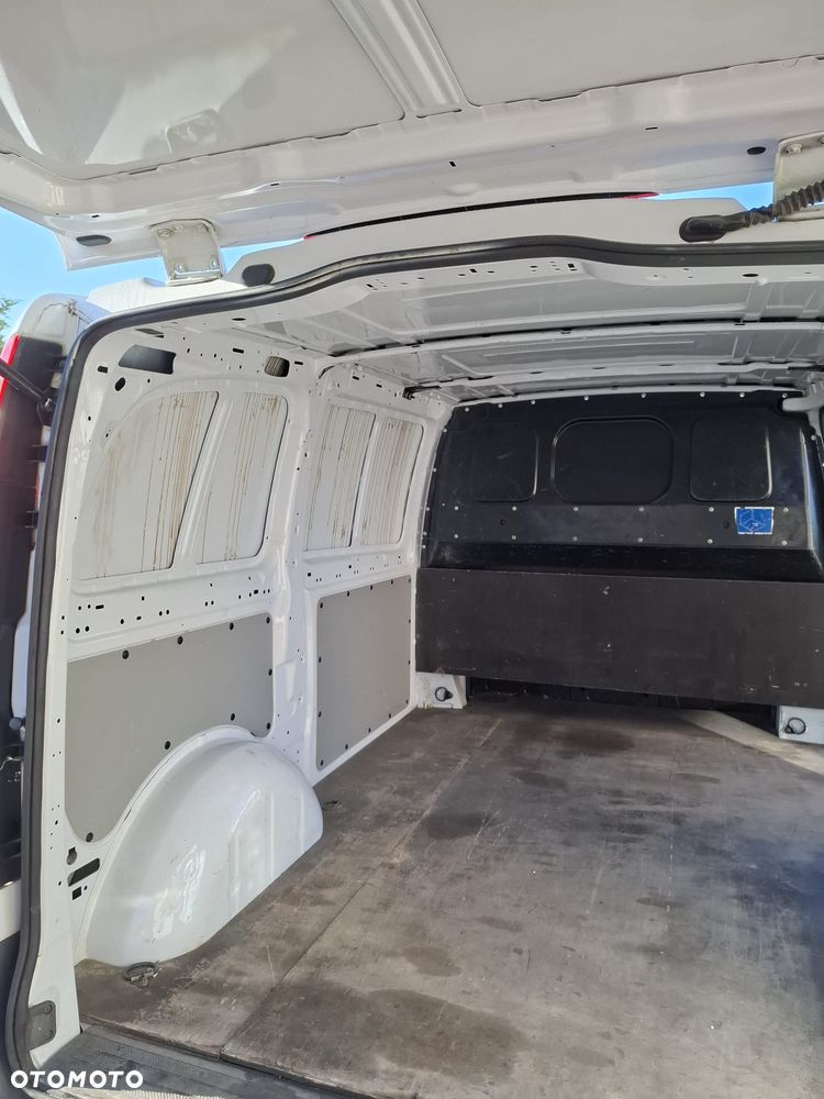 Mercedes-Benz Vito Univan 639.601 - 14