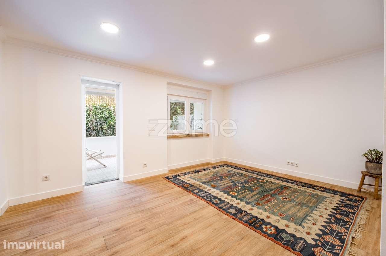 Apartamento T2 com Terraço Privativo | Dafundo - Grande imagem: 5/39