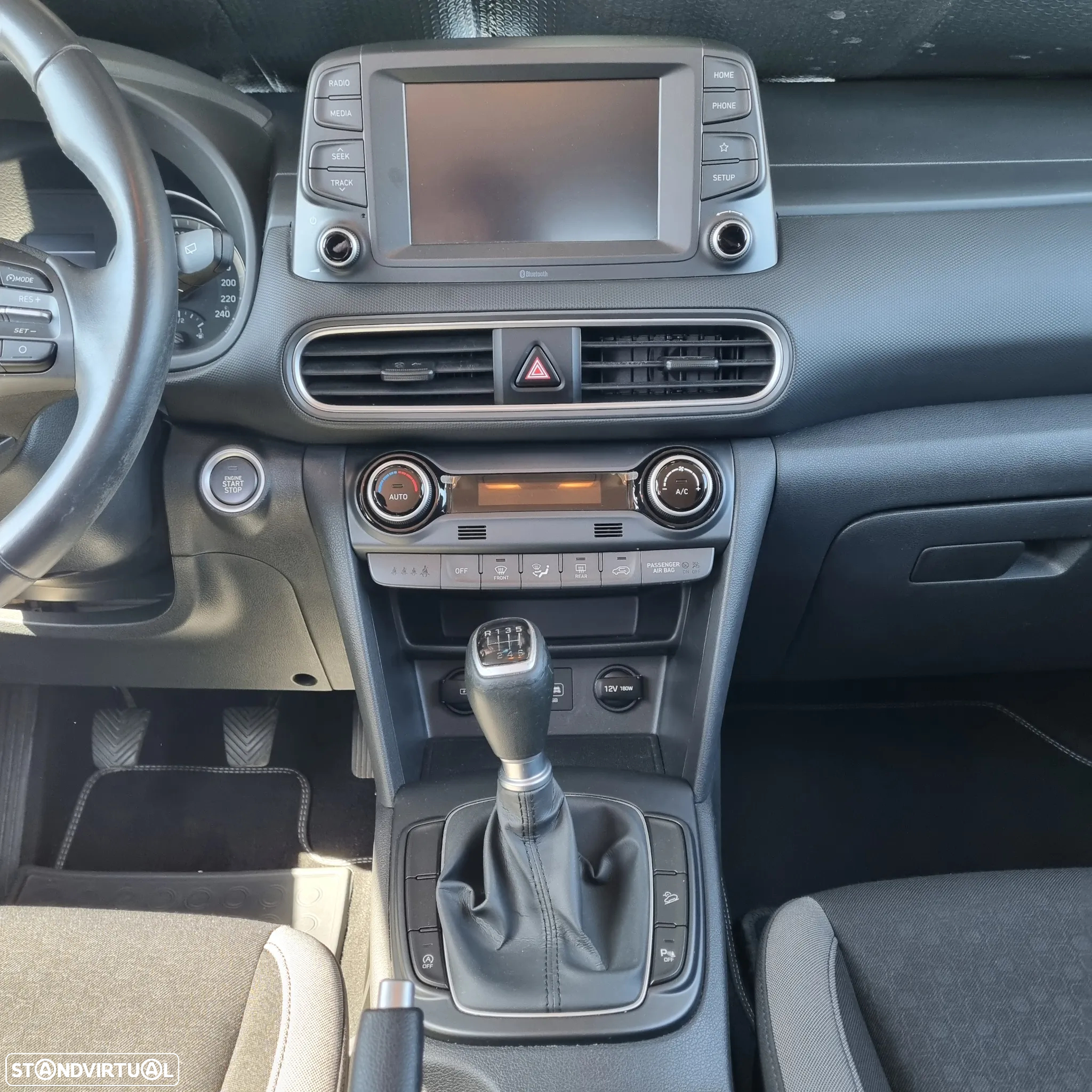 Hyundai Kauai 1.0 T-GDi Tecido Preto - 11