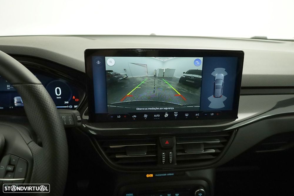 Ford Focus 1.0 EcoBoost MHEV ST-Line X - 11