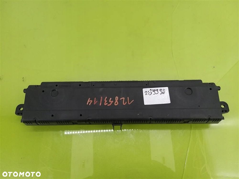 Licznik Renault Scenic II 2003-2009 2,0 16V BENZYNA P8200451505 281131401 - 2