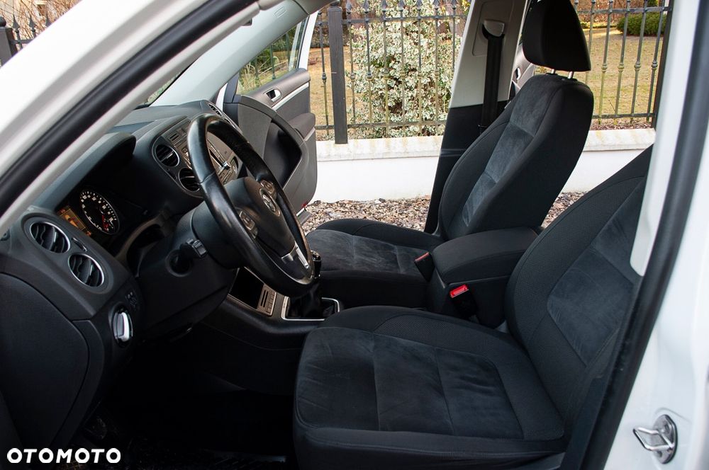 Volkswagen Tiguan 1.4 TSI 4Motion Trend & Fun - 19