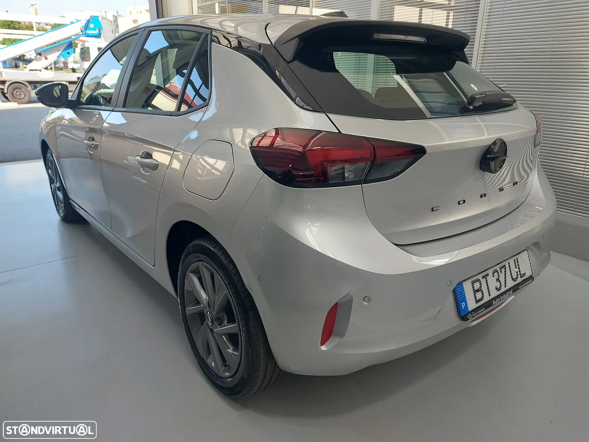 Opel Corsa 1.2 T Edition - 3