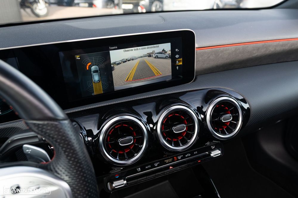 Mercedes-Benz A 35 AMG 4Matic Speedshift DCT 7G - 21