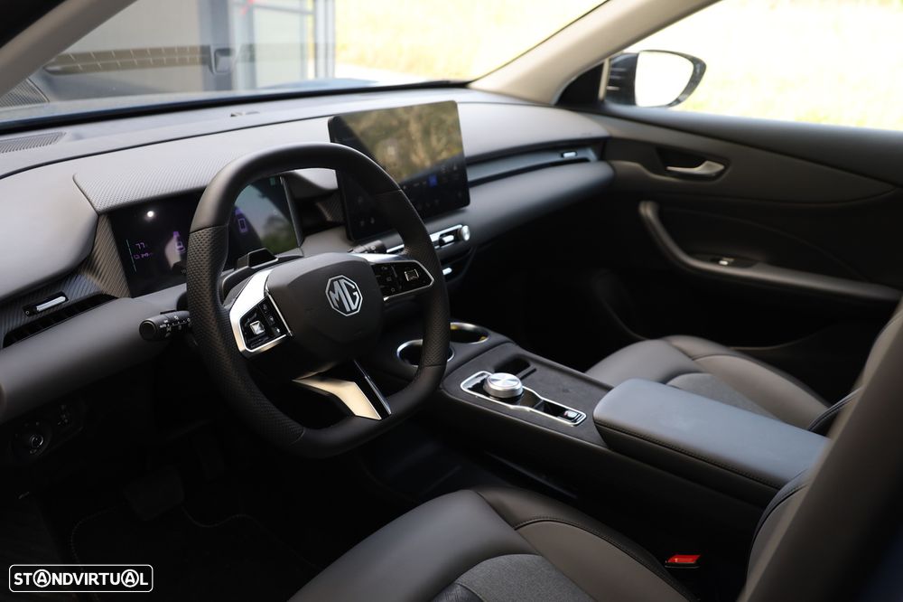 MG MGS5 EV 64 kWh Luxury - 12