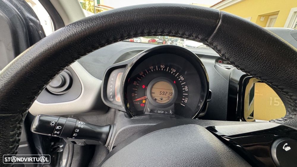 Peugeot 108 1.2 VTi Allure - 9