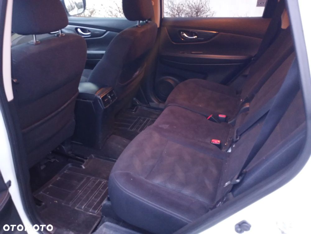 Nissan X-Trail 1.6 DCi N-Connecta 4WD - 18