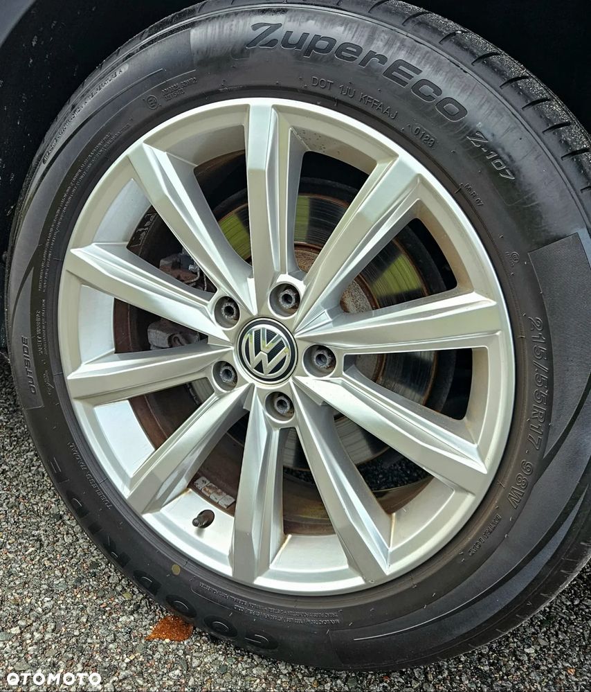 Volkswagen Passat 2.0 TDI (BlueMotion Technology) DSG Highline - 9