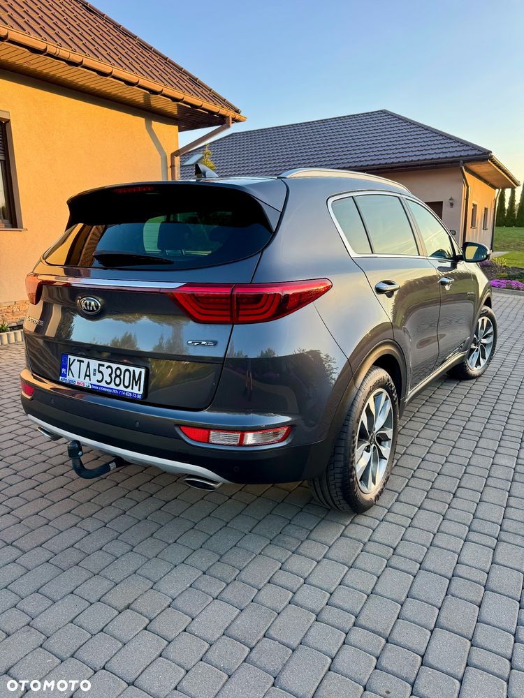 Kia Sportage 2,0 CRDI AWD GT Line - 7