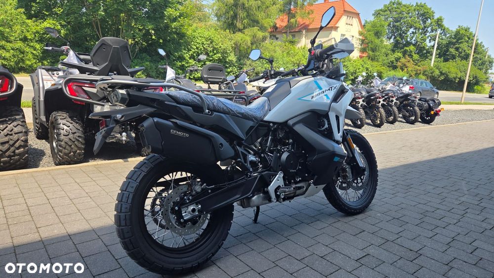 CFMoto MT-X - 5