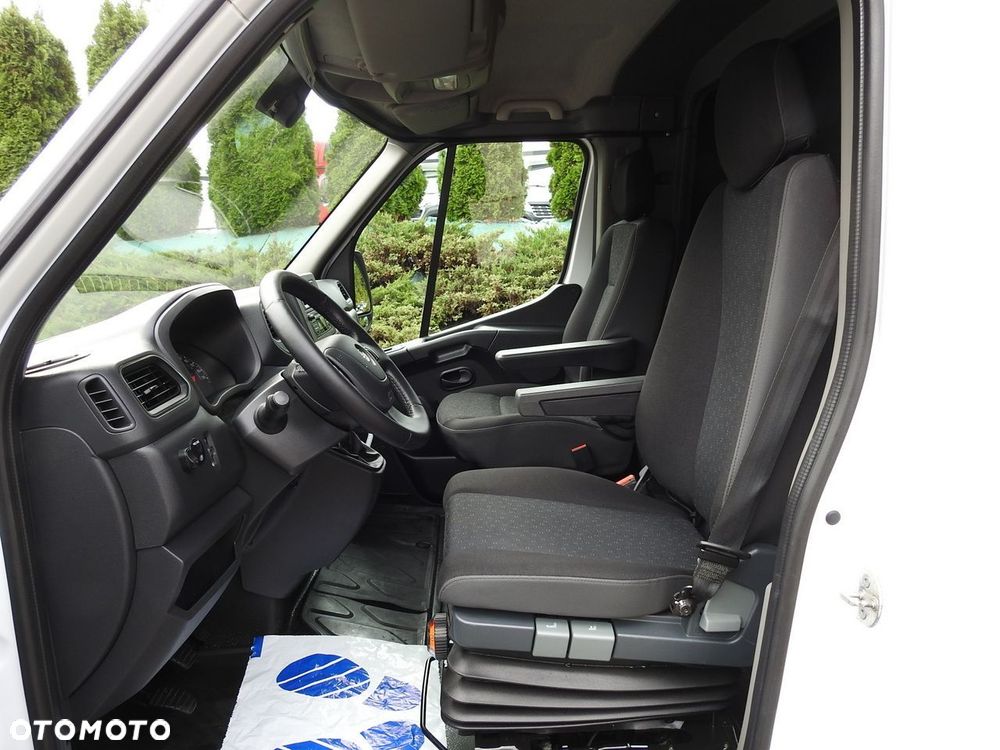 Opel MOVANO PLANDEKA 10 PALET WEBASTO TEMPOMAT KLIMATYZACJA LEDY PNEUMATYKA  165KM - 25