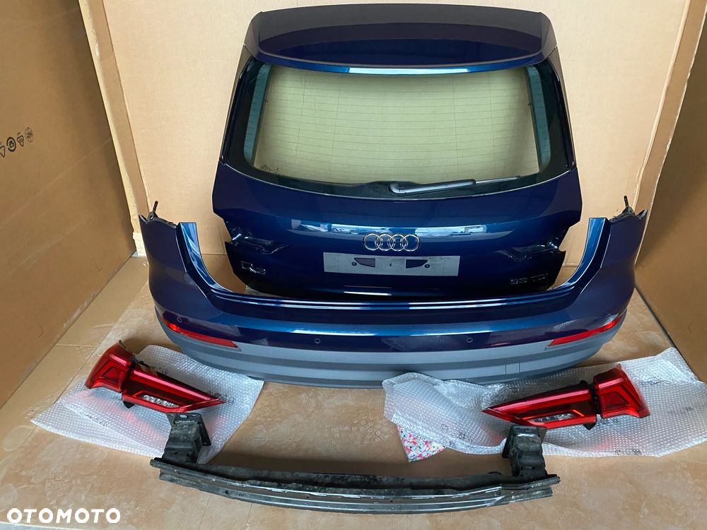 AUDI Q3 83A kompletny tył lampy zderzak klapa pas B9 B9 LX5E 32km