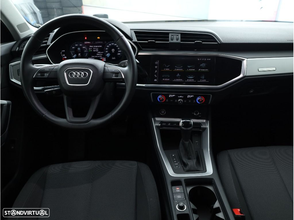 Audi Q3 Sportback 45 TFSIe S line S tronic - 17