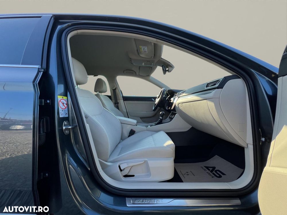 Skoda Superb 2.0 TSI 4X4 DSG Laurin & Klement - 20