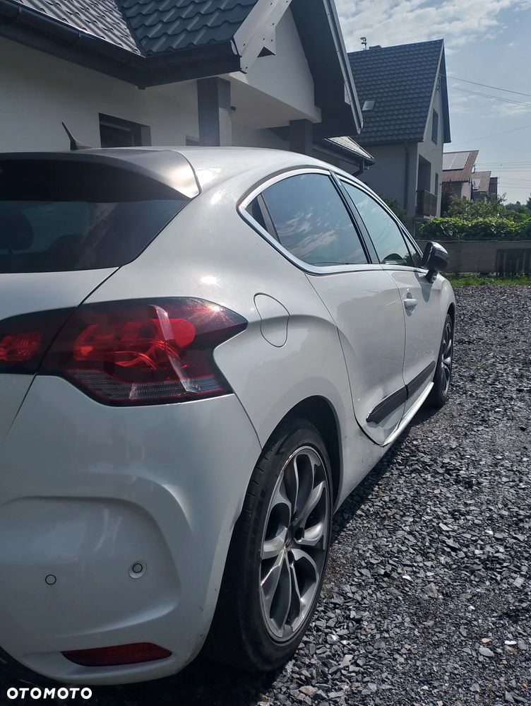 Citroën DS4 THP 200 SportChic - 6
