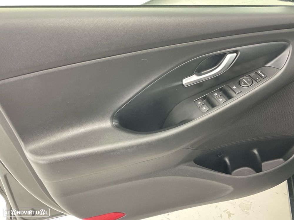 Hyundai i30 1.6 CRDI STyle - 16