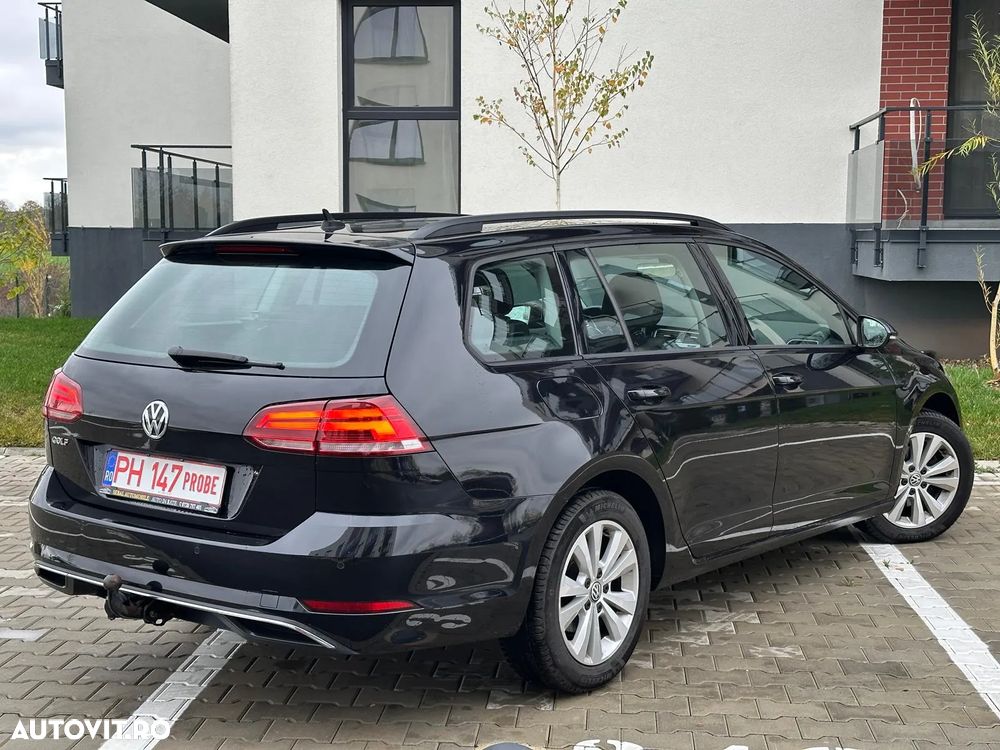 Volkswagen Golf 1.6 TDI Highline - 6