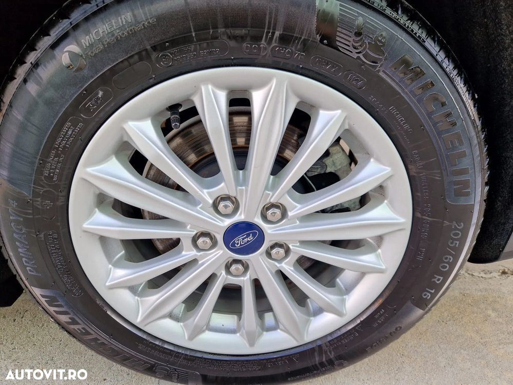 Ford Focus 1.5 EcoBlue Titanium Business - 12