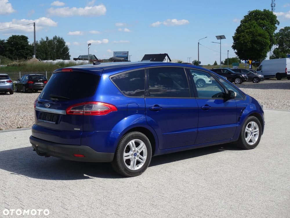 Ford S-Max - 14