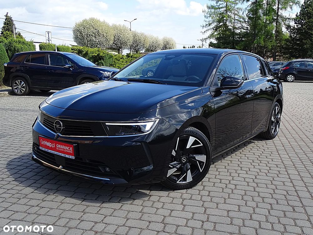 Opel Astra 1.2 Turbo GS - 4