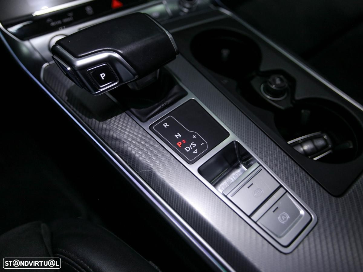 Audi A6 Avant 40 TDI Design S tronic - 18