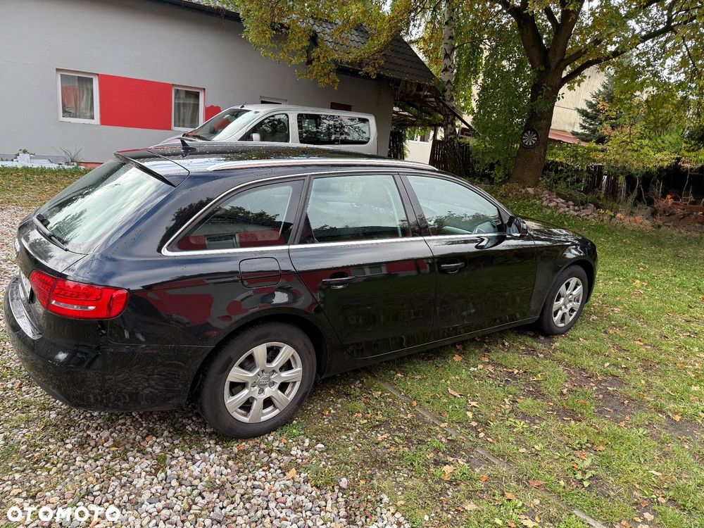 Audi A4 Avant - 2