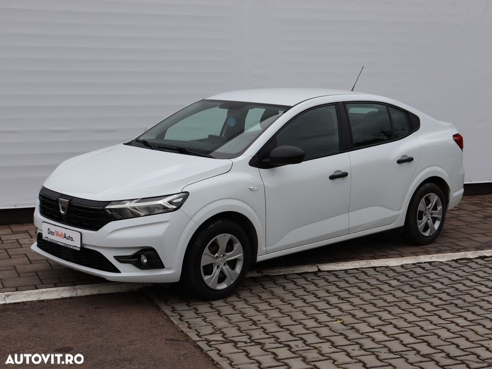 Dacia Logan SCe 65 Essential - 1