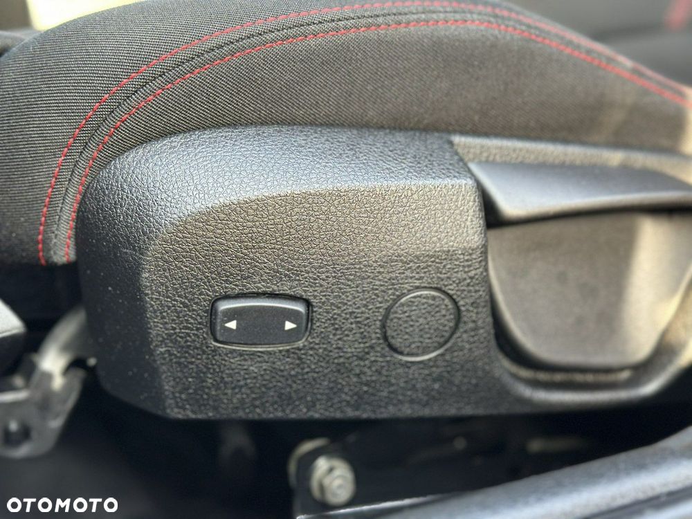 BMW Seria 1 118d Sport Line - 17