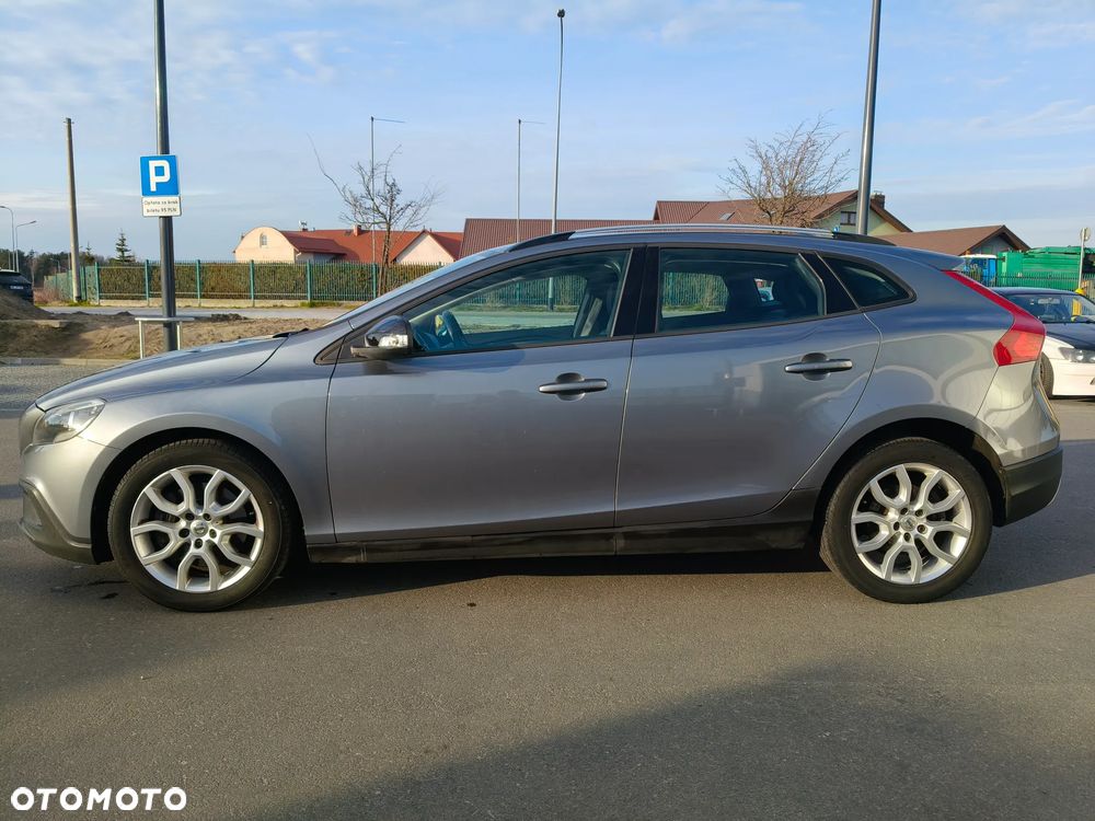 Volvo V40 Cross Country D2 Drive-E SCR Dynamic Edition - 4