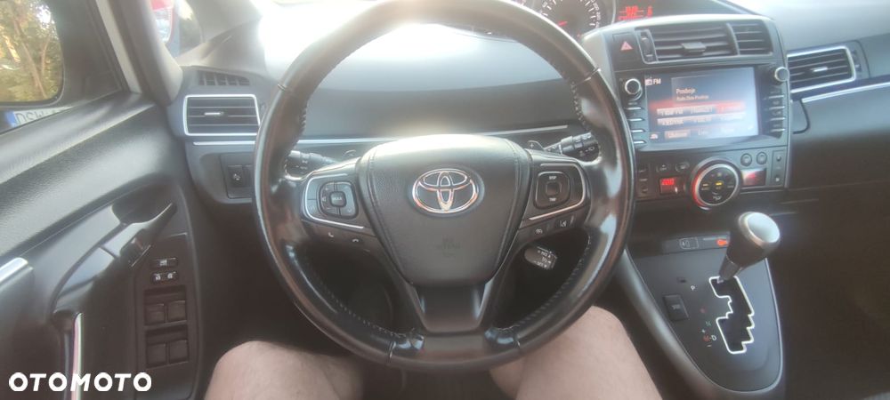 Toyota Verso 1.8 Prestige MS 7os EU6 - 16