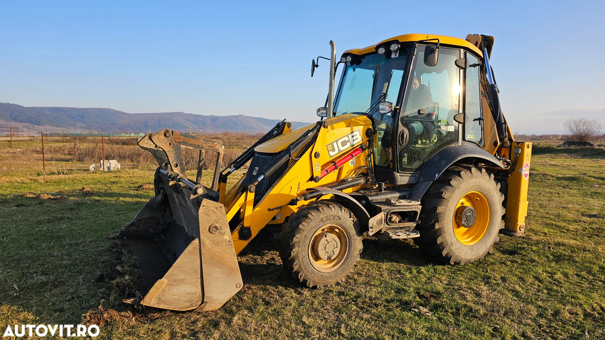 JCB 3CX Buldoexcavator - 3