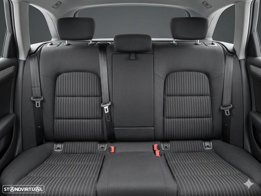 Audi A4 Avant 2.0 TDI Advance - 6