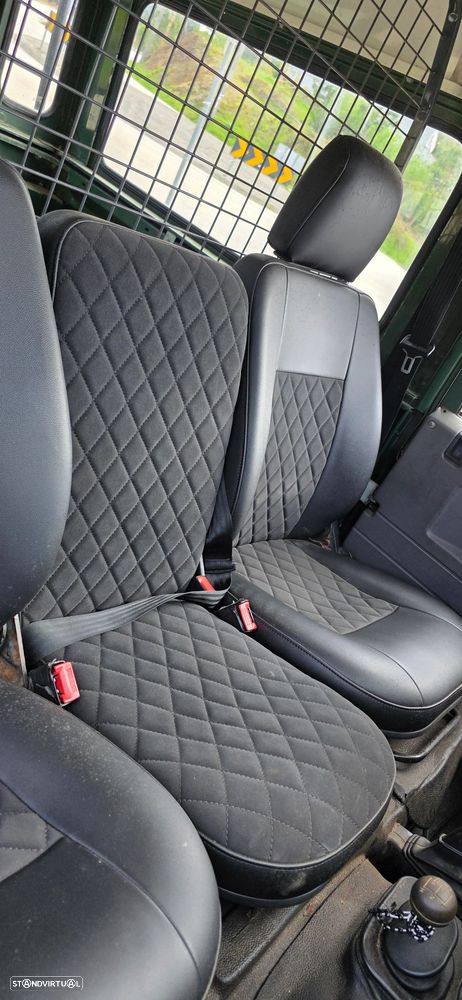 Land Rover Defender 90 2.5 TD5 Metal Top - 8