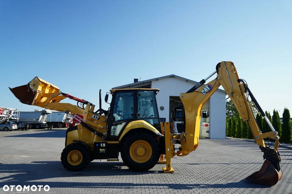 Caterpillar 432 F  / KOPARKO-ŁADOWARKA  / 1 800  MTH /  KLIMATYZACJA / - 3