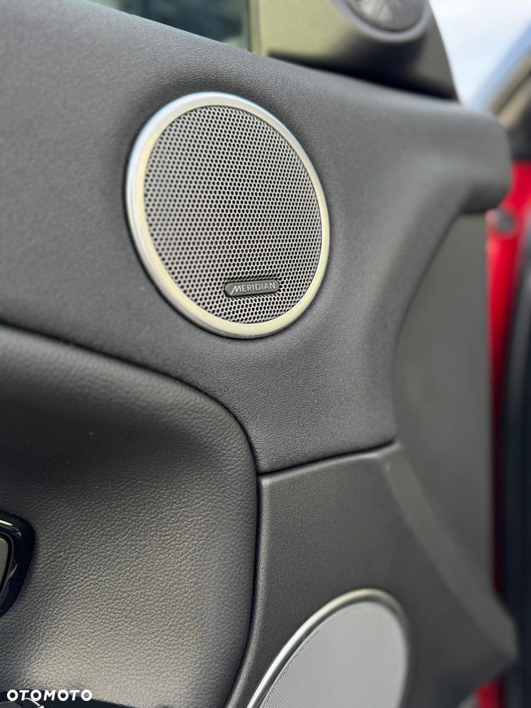 Land Rover Range Rover Evoque - 16