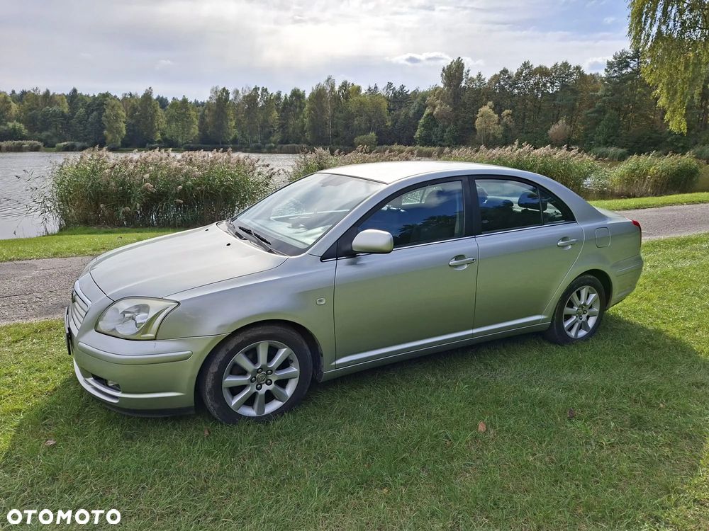 Toyota Avensis 1.8 VVT-i Sol - 9