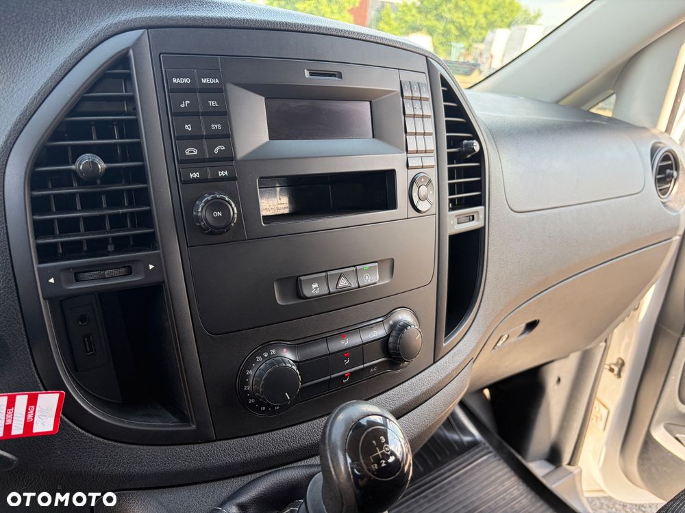 Mercedes-Benz Vito - 20