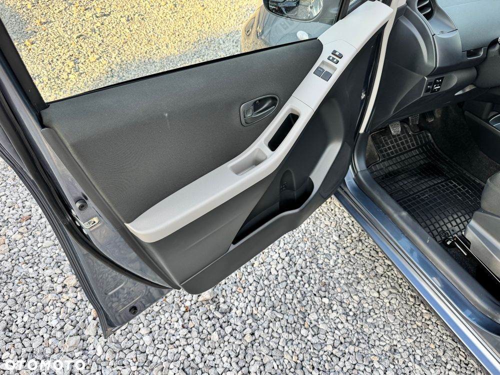 Toyota Yaris - 21